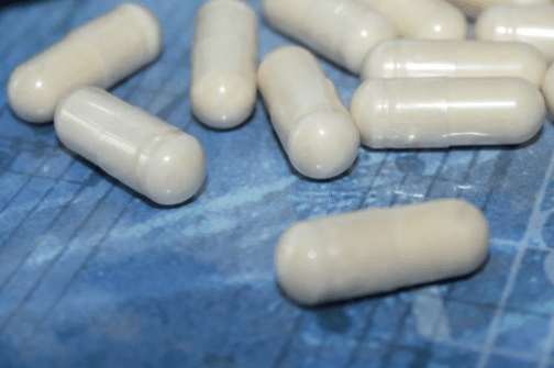 Anna a cumpărat capsule NexaSlim urmând exemplul unei prietene